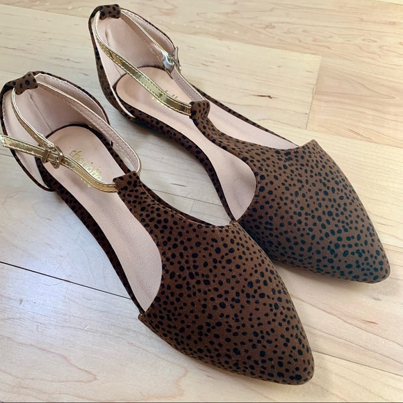 NEW Cheetah Suede Pointy Toe Flats - Picture 1 of 4